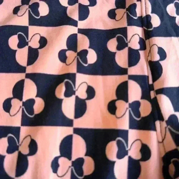 Lularoe one size Disney Minnie Mouse leggings NWOT. From OG designer Patrick - Picture 2 of 3